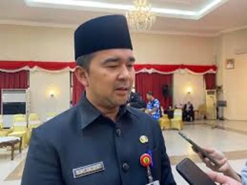 Kepala Disnakertrans Provinsi Riau, Boby Rachmat. (Foto: Int)